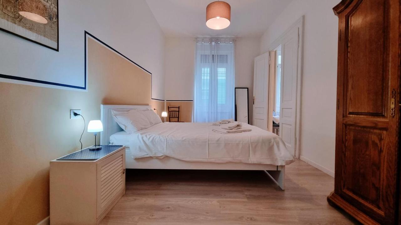 La Casa Dei Leoni Lägenhet Trieste Exteriör bild