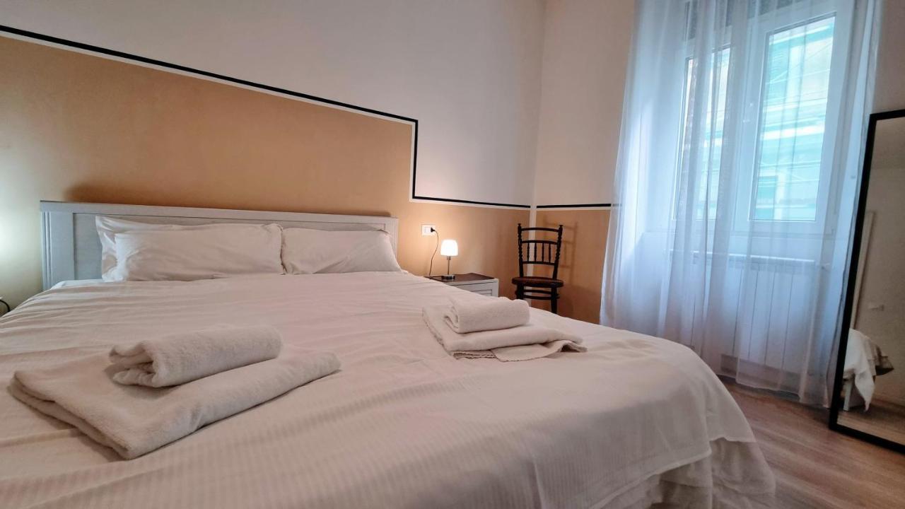 La Casa Dei Leoni Lägenhet Trieste Exteriör bild