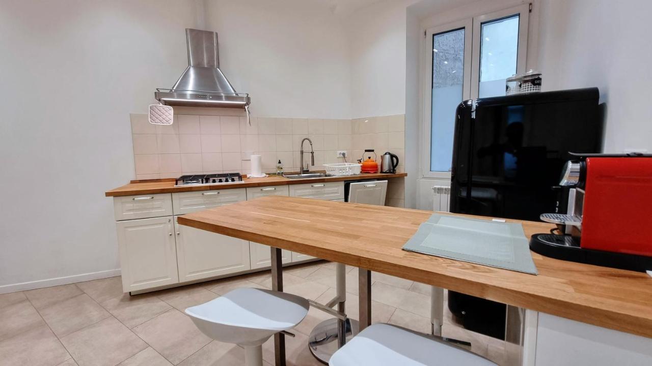La Casa Dei Leoni Lägenhet Trieste Exteriör bild