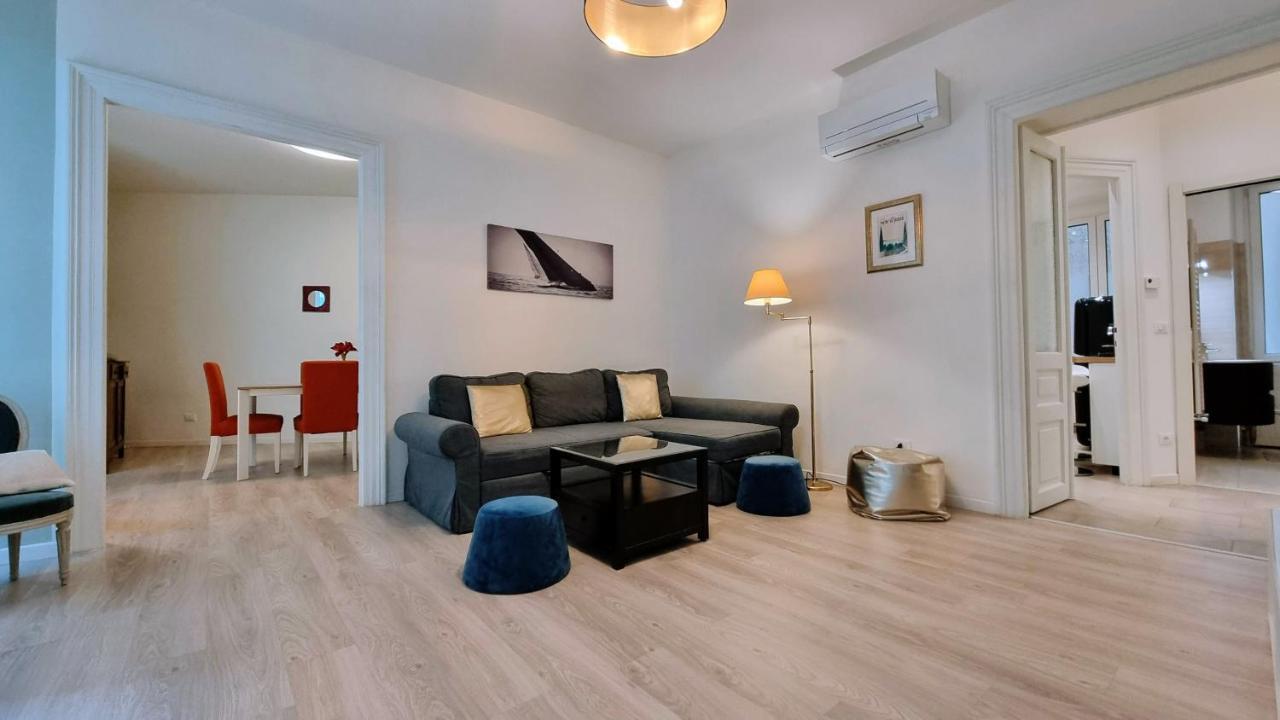 La Casa Dei Leoni Lägenhet Trieste Exteriör bild