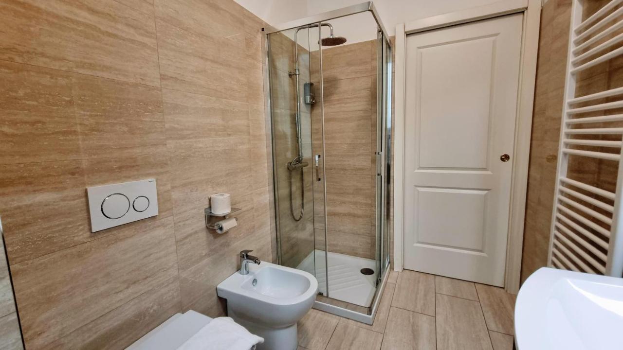 La Casa Dei Leoni Lägenhet Trieste Exteriör bild