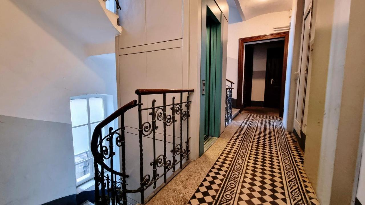 La Casa Dei Leoni Lägenhet Trieste Exteriör bild
