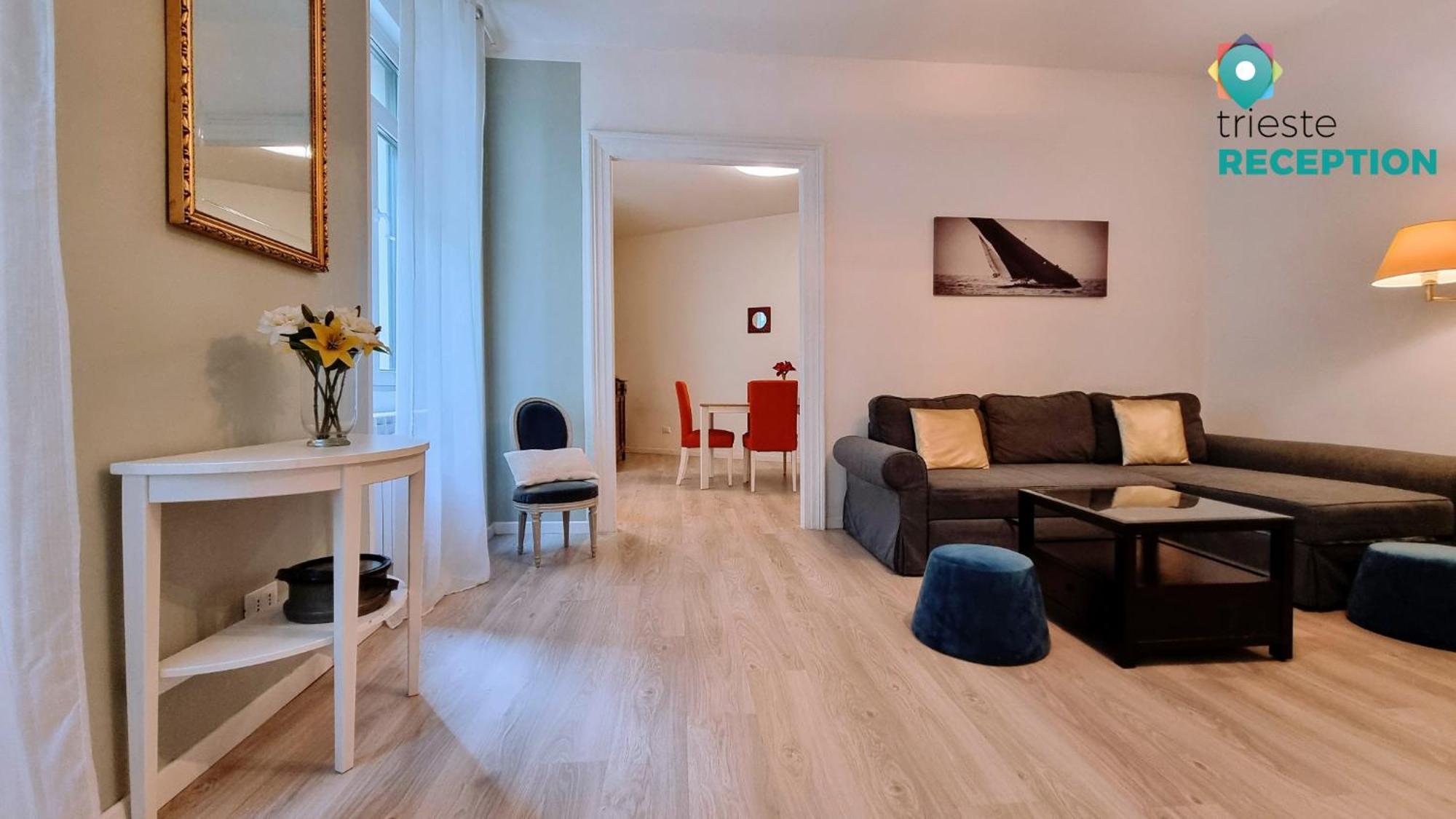 La Casa Dei Leoni Lägenhet Trieste Exteriör bild